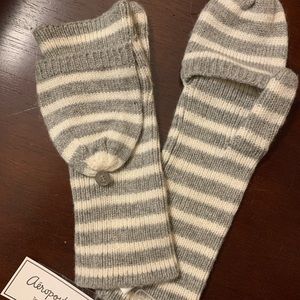 🧤WOMEN'S/GIRLS AEROPOSTALE KNIT MITTENS & GLOVES